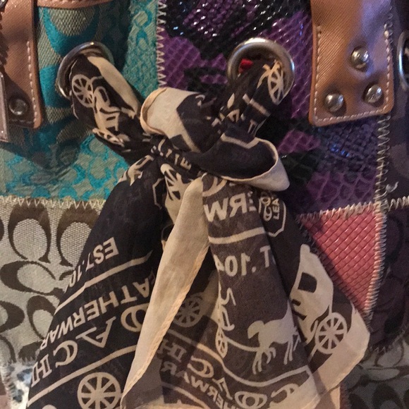 Purse- multi colored - Picture 3 of 3